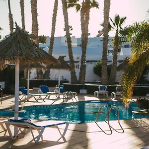 2* Aparthotel Mar Azul Playa