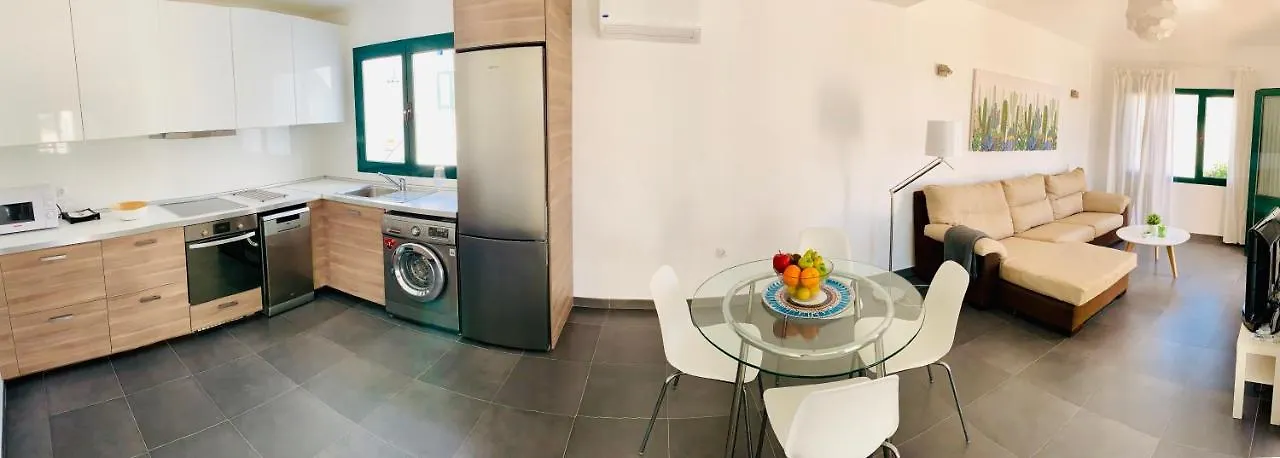 Apartamentos Zalabar Тиас